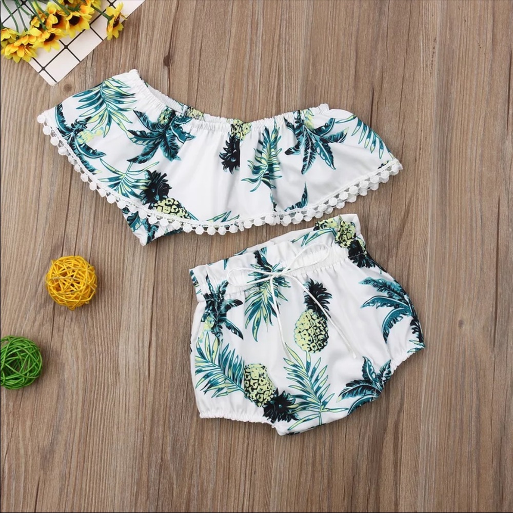 🍍 2 piece set 🍍 - Picture 2 of 6